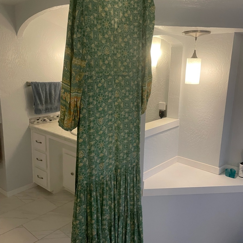 Spell Madame Peacock Gown - Picture 13 of 14